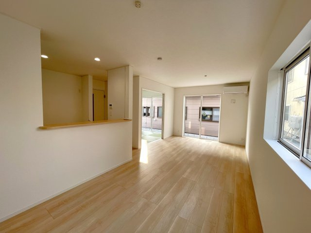 【新築戸建て】秋田市牛島東　第4の居間・リビング