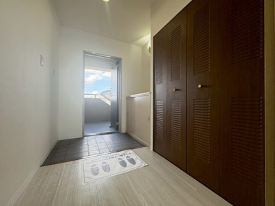 【玄関】 | ロイヤルオータム