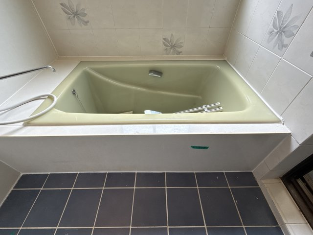 土山第三ビルの浴室