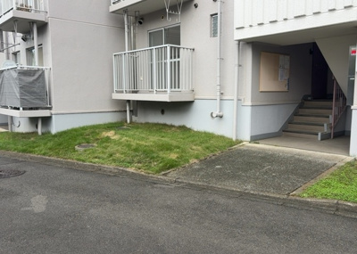 【その他共用部分】 | エクレール第弐相模原 | 共有部分は、住民なら誰もが使える設備のこと。例えば駐車場やエレベーター、インターネット設備、セキュリティ設備などがあります。他にも、マンションの廊下・外部階段やエントランス・ゴミ置き場などがあります。