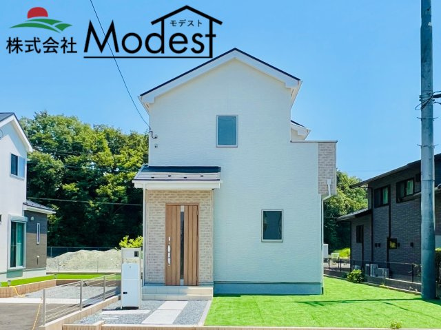 高崎市日高町の外観|年中無休で平日の仕事終わり夜２０時まで受付可能です。
事前のご予約がオススメです。お気軽にお問い合わせください。