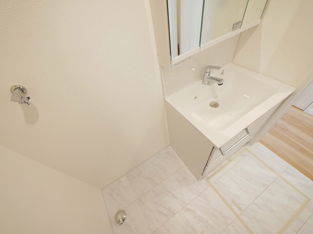 ソレイユビセレクト法蓮町Ⅱの玄関