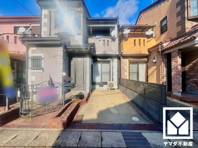 宇治市伊勢田町中荒の駐車場