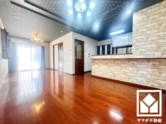 宇治市伊勢田町中荒の居間・リビング