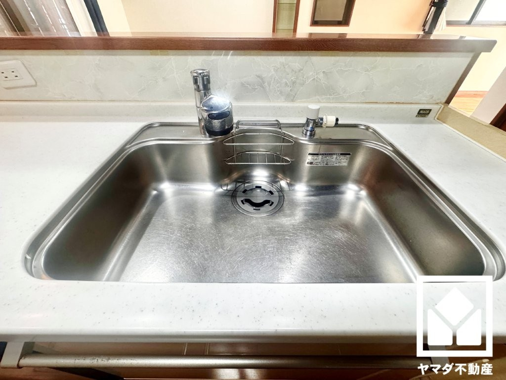 宇治市伊勢田町中荒のキッチン