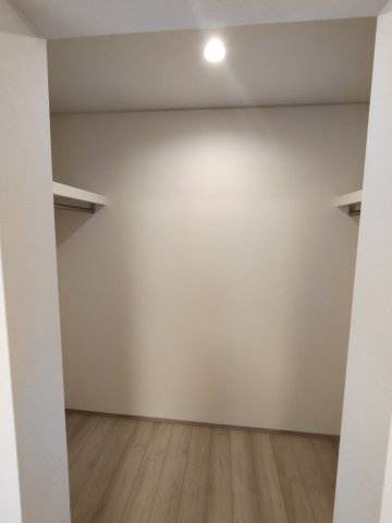 福井市下荒井町　新築戸建　の収納
