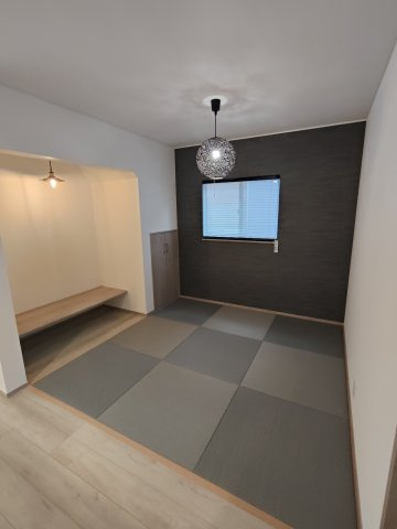 福井市下荒井町　新築戸建　の和室