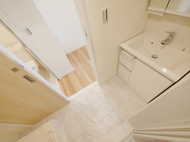 ソレイユビセレクト法蓮町Ⅱの洗面所