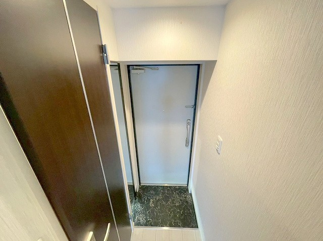 ホープ上新庄の玄関