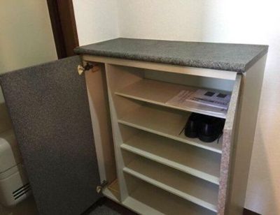 【玄関】 | エスティア | 収納もある玄関です