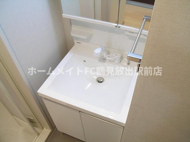 レークス大阪城EASTの独立洗面台