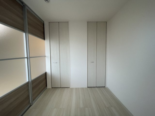 クレール林崎の寝室