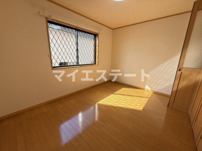 【洋室】 | クレージュB