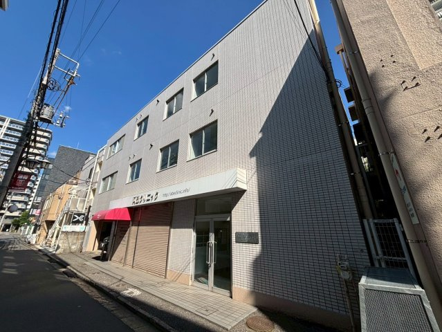 ハイスクエアイシイ