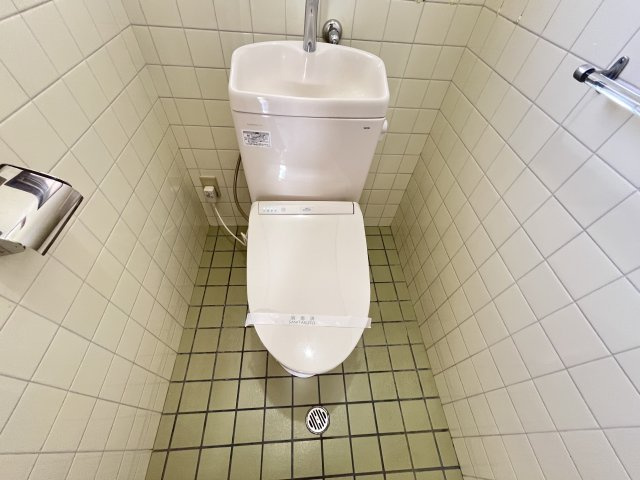 竹城台3丁目戸建てのトイレ