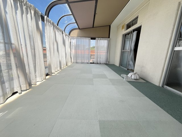 竹城台3丁目戸建てのロビー