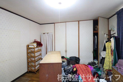 【洋室】 | 立岩2世帯向け中古住宅