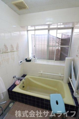 【浴室】 | 立岩2世帯向け中古住宅