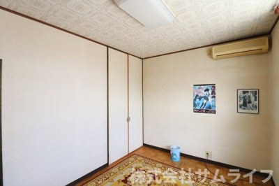 【洋室】 | 立岩2世帯向け中古住宅