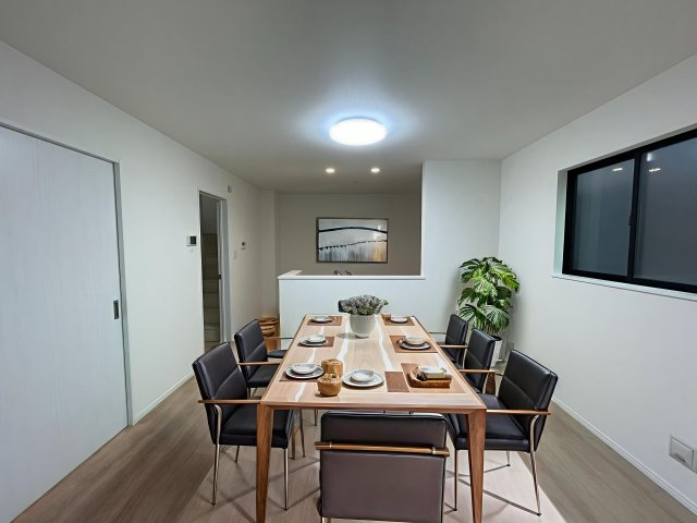 新築戸建・建売　福島市泉字清水台　ハートフルタウン　全3棟のキッチン|画像はAI加工による演出で、実際の家具は付きません。