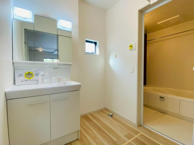 ケイアイリガーレ／東区西原１期／１号棟の独立洗面台