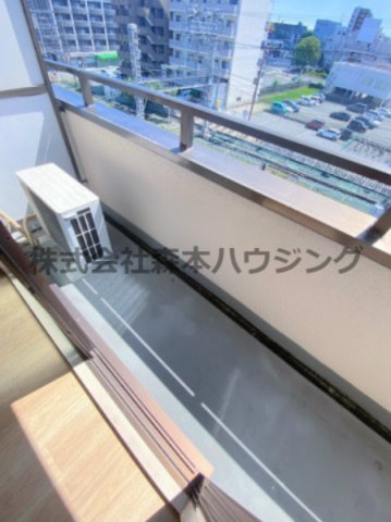 【バルコニー】 | 　プライムコート | 陽当たり良好なバルコニーです