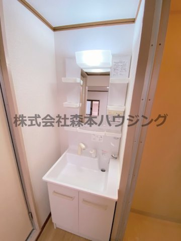 【独立洗面台】 | 　プライムコート | 朝の支度にも助かる、独立の洗髪洗面化粧台