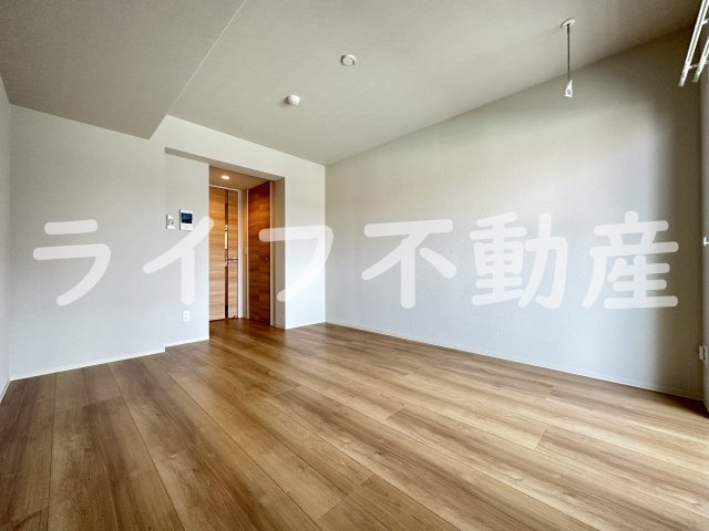 M'Sマンション長栄寺の洋室|落ち着いた色調の洋室です