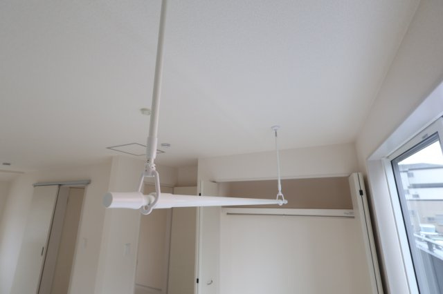 《仲介手数料無料》見沼区大字大谷1996-7(全1戸)新築一戸建てブルーミングガーデンのランドリースペース|撮影日 2025年10月16日 11:30 曇り