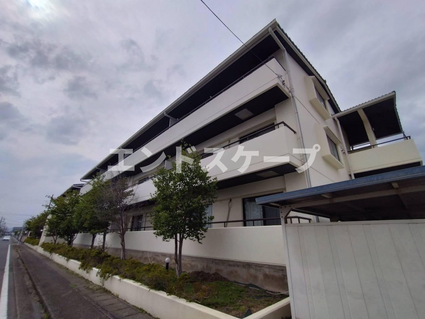 アゼリアハウスI