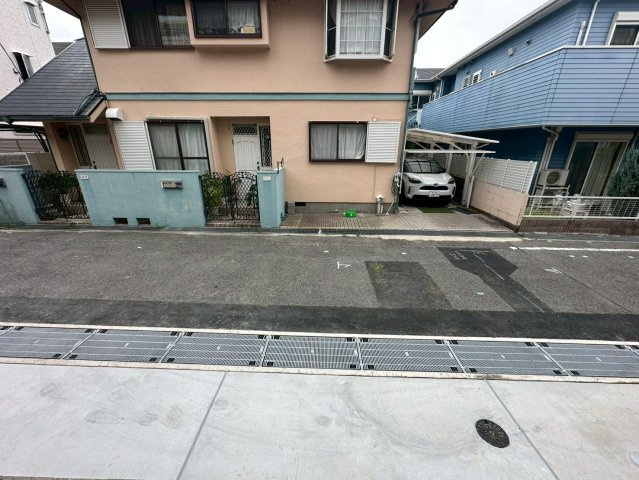ソレアード魚崎北町の駐車場