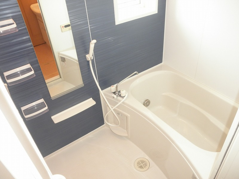 スモール・ファウンテン・パークの浴室|バス