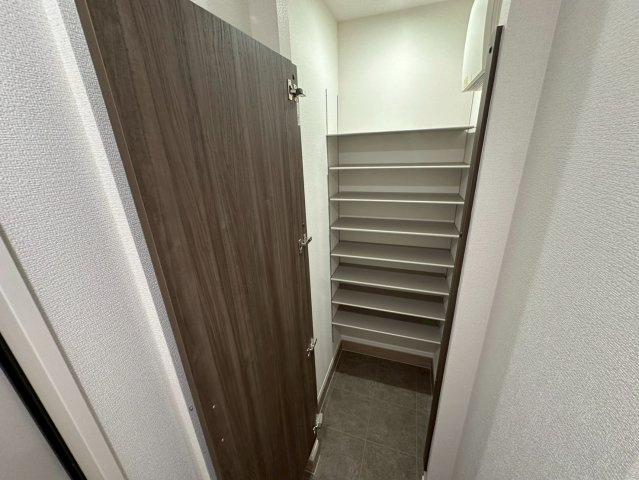 ソレアード魚崎北町の収納