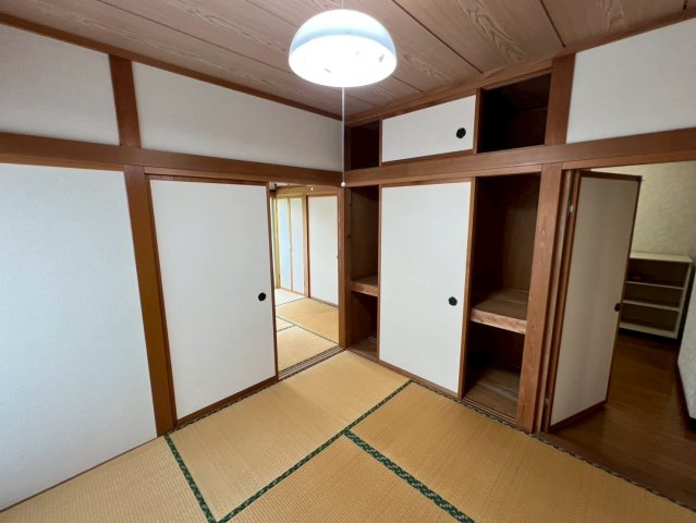 デファンス関根A棟の和室
