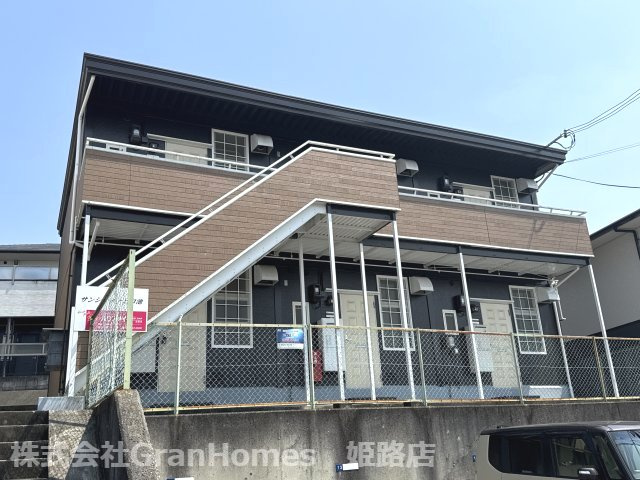 サンシティヒコ池