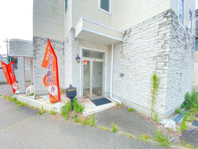 ヒールビルの外観