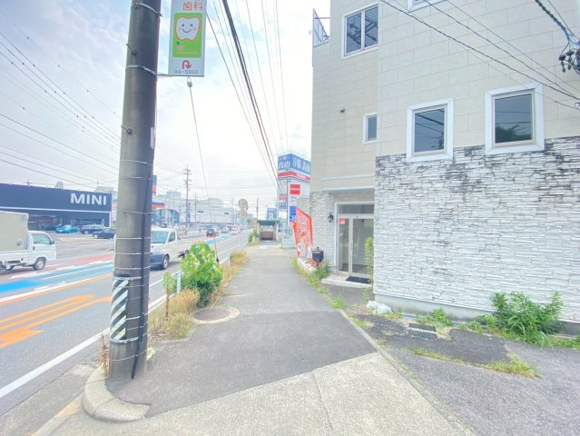 ヒールビルの周辺