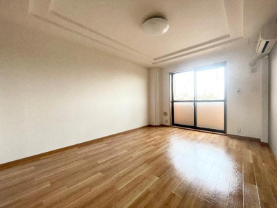 【内装】 | ボナールＢ | 室内