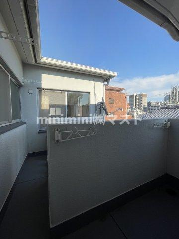エフアール西田辺のバルコニー