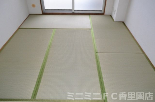 コーポストークの和室