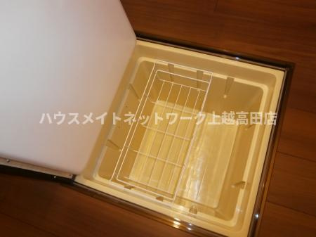 メゾン ド リオのその他|床下収納