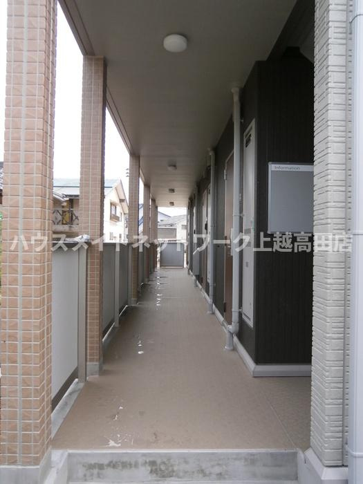 メゾン ド リオのエントランス|エントランス