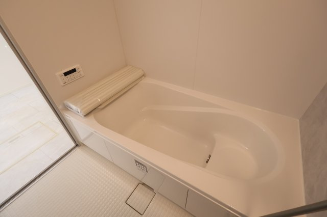 《仲介手数料無料》緑区東浦和４丁目18-13(2号棟)新築一戸建てミラスモの浴室