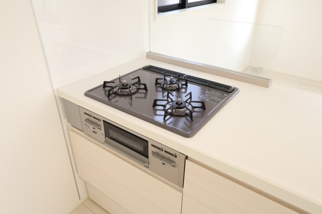 《仲介手数料無料》緑区東浦和４丁目18-13(2号棟)新築一戸建てミラスモのキッチン