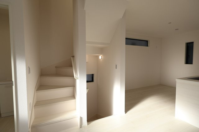 《仲介手数料無料》緑区東浦和４丁目18-13(2号棟)新築一戸建てミラスモの内装