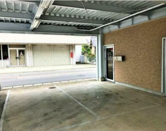 安城市住吉町2丁目貸倉庫の外観