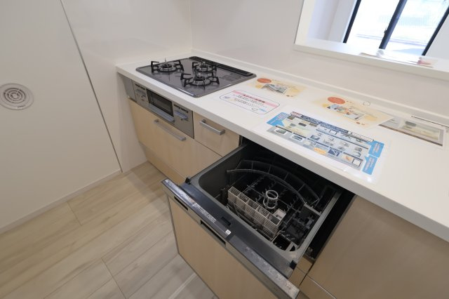 《仲介手数料無料》緑区東浦和７丁目32-23新築一戸建てFiTのキッチン|撮影日 2025年11月24日 12:20 晴れ