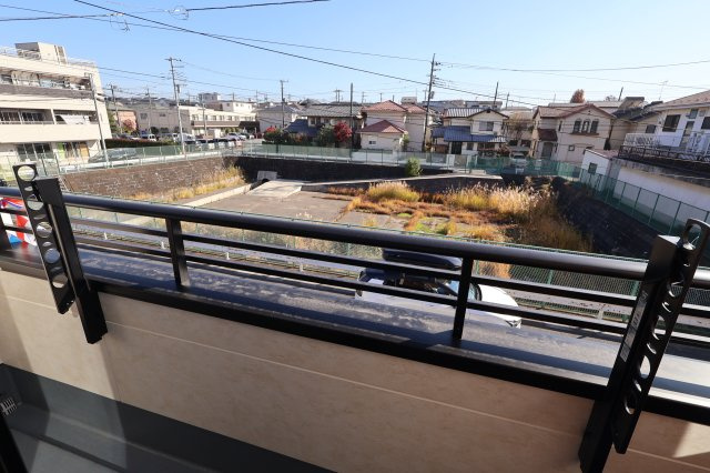 《仲介手数料無料》緑区東浦和７丁目32-23新築一戸建てFiTのバルコニー|撮影日 2025年11月24日 12:20 晴れ