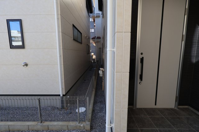 《仲介手数料無料》緑区東浦和７丁目32-23新築一戸建てFiTの外観|撮影日 2025年11月24日 12:20 晴れ