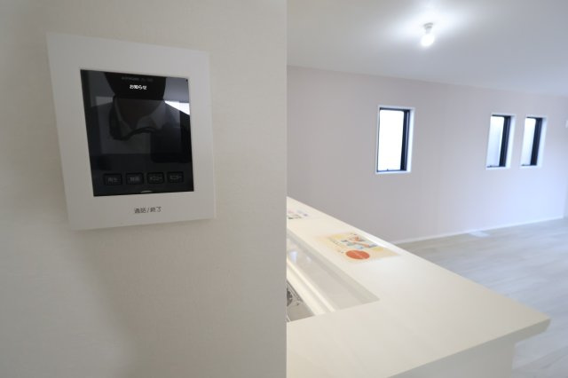 《仲介手数料無料》緑区東浦和７丁目32-23新築一戸建てFiTのセキュリティ|撮影日 2025年11月24日 12:20 晴れ